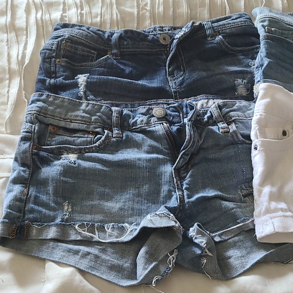 Lot of 4 size 3 shorts